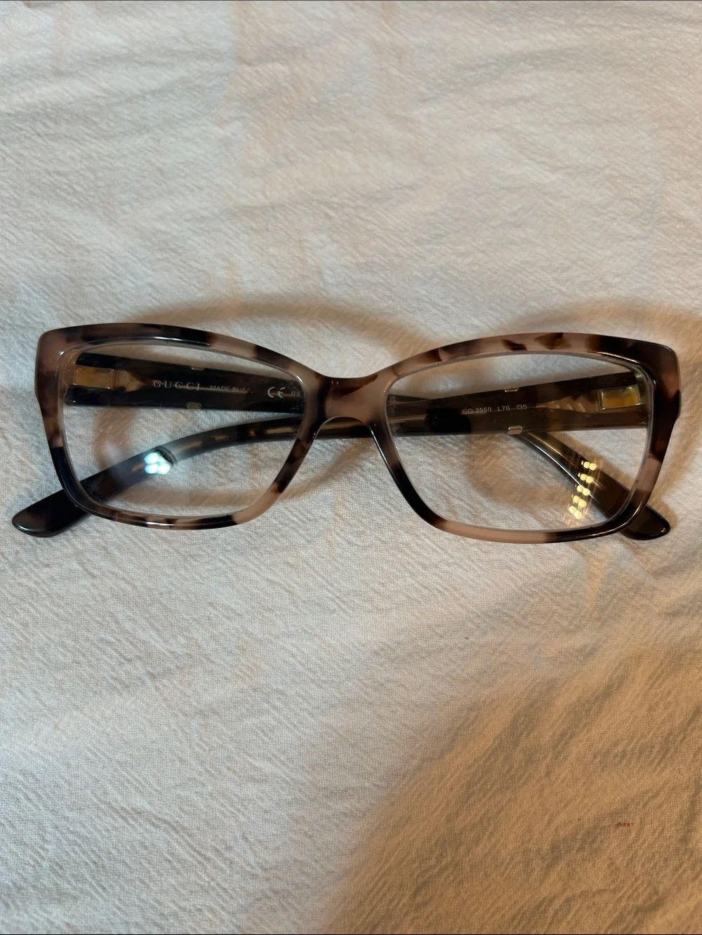 Gucci Tortoiseshell Rectangular Women's Glasses - Brown/light brown rose.